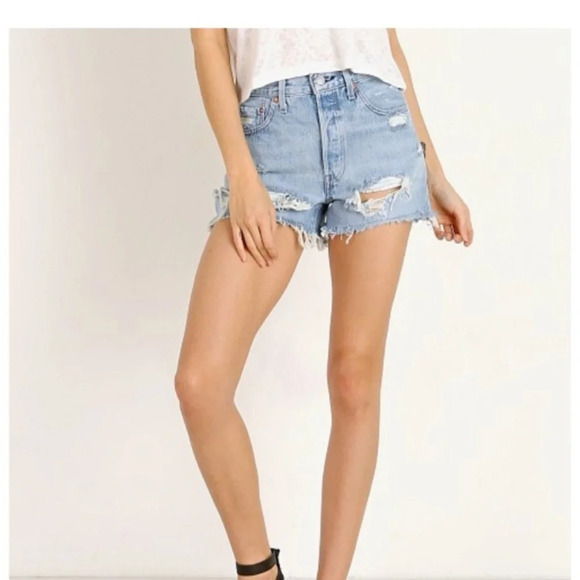 Levi's premium 501 distressed cutoff  jean shorts . Size 24 boho beach vacation - Picture 3 of 15